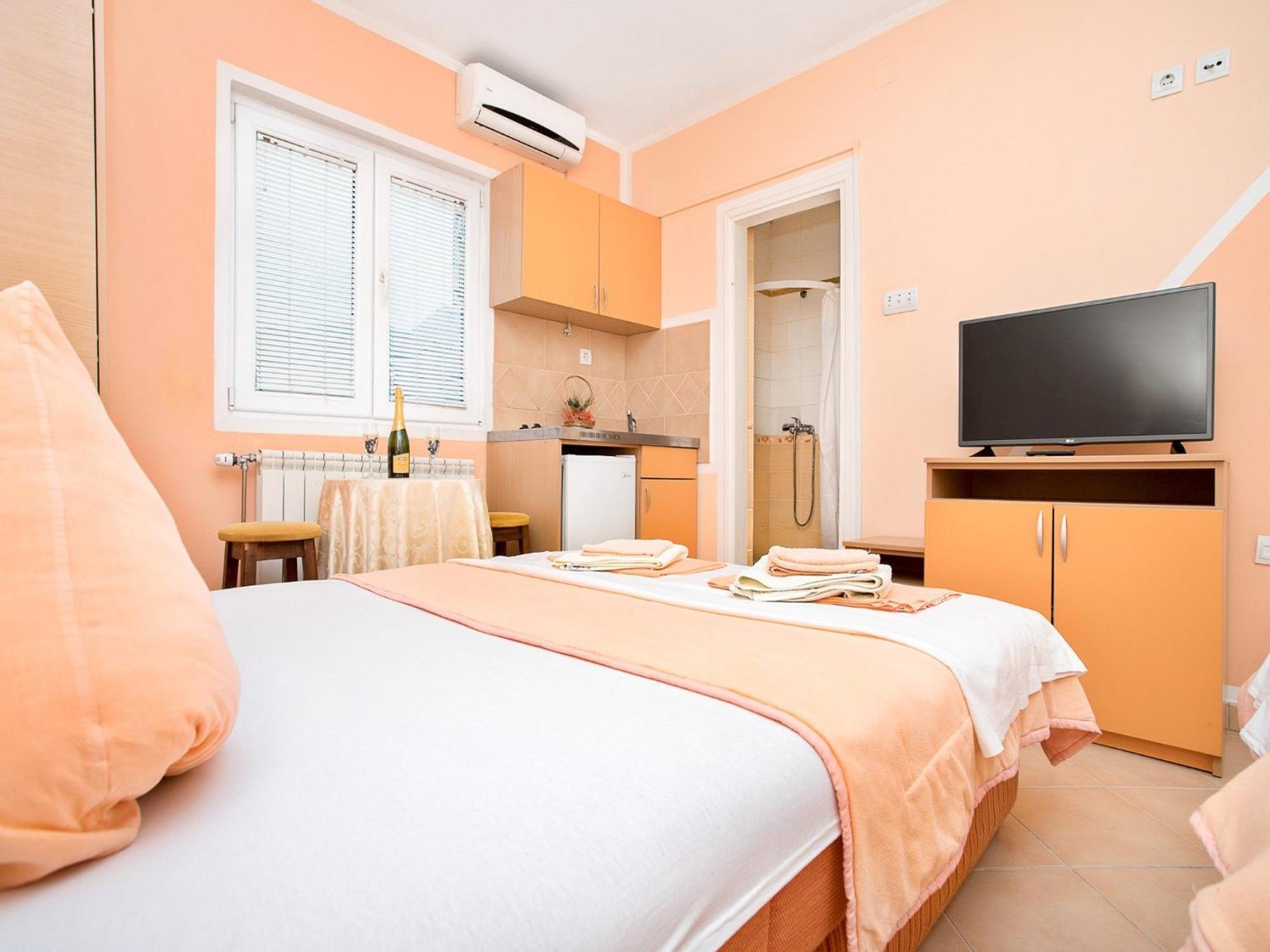 Apartments Mik5 - Famous Beach Jaz 부드바 객실 사진